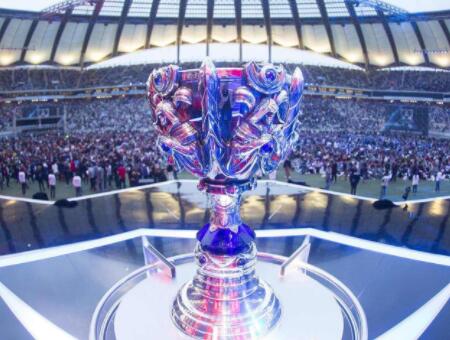 H4cker ：即使我在一级或两级阶段阵亡，在前十五分钟内应该没有人能打败我