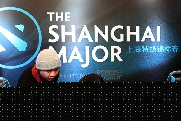 冠军中野+ Peyz ！OBGG将Tian加入LNG列表，与Scout、Peyz同队