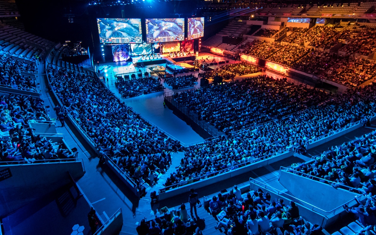 FUT, Fnatic , 和 ECSTATIC 晋级 StarLadder StarSeries 2025 秋季赛的预选赛：EQ