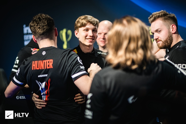 四位数的陪伴 m0NESY加入G2已1000天